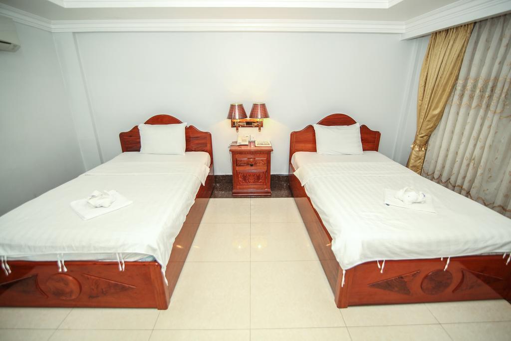 Monorom 2 Vip Hotel Kampong Cham Exterior foto